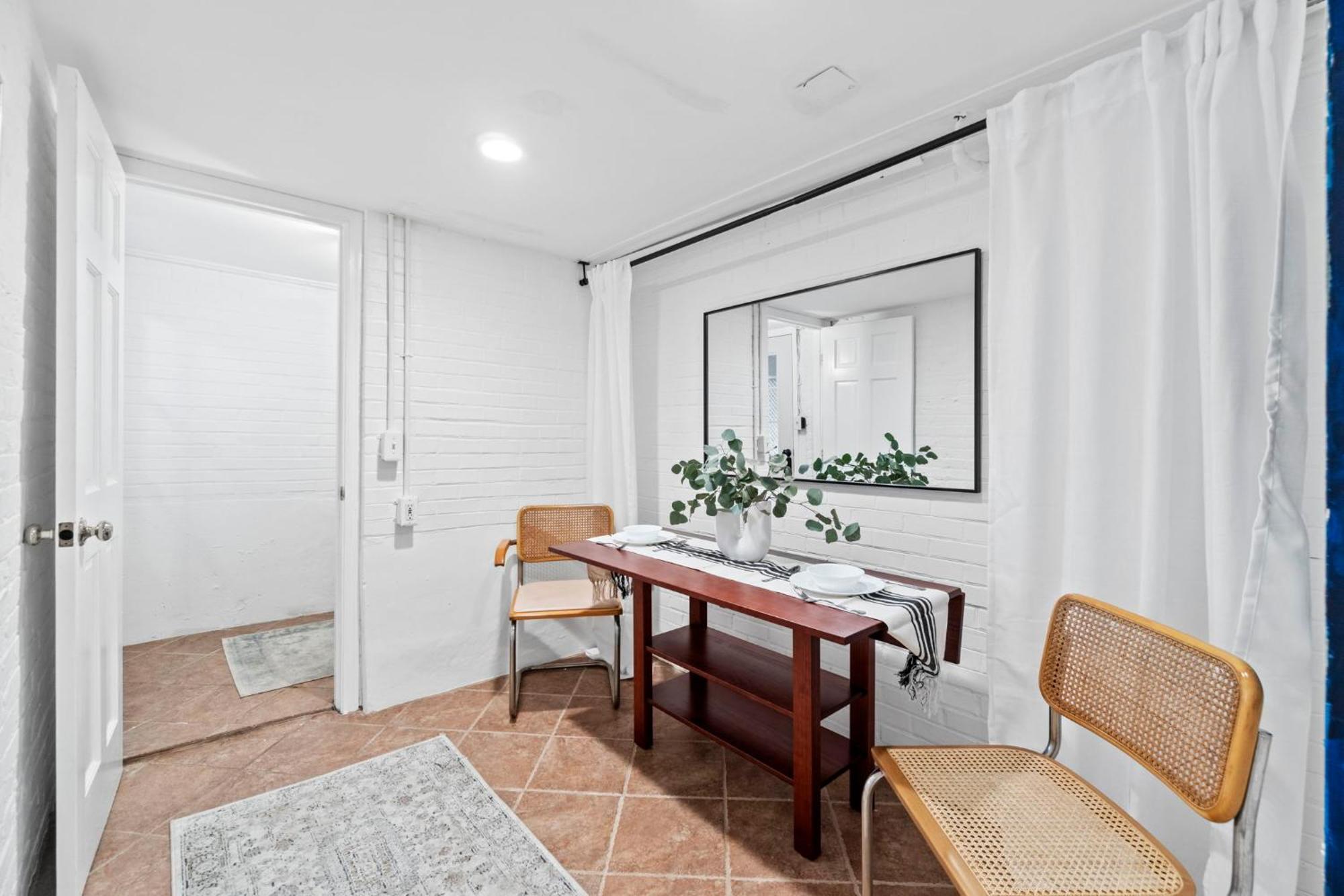 Glover Park/Georgetown Oasis With Parking Apartment วอชิงตัน ภายนอก รูปภาพ